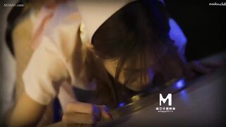 Madou Media MD0180-2 Night Service Ward (ตอนที่ 2) การผูกมัดและฝึกฝนสุนัขตัวเมีย Qin Kexin