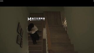麻豆传媒MDSR0001-EP3 《妖女榨汁》篇章三：雙妖slac的爭食 徐蕾 苏清歌