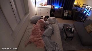 【モザイク破壊】300MIUM-1387 【初中出し】美白彼女と、部屋着すっぴん姿で貪り合う。僕にしか絶対見せない笑顔、メス顔、イキ顔…。下着がマン汁で染みるほどムラムラ