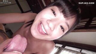 【モザイク破壊】APKH-096 セックスとは無縁と思えるほど可憐な制服美少女の淫乱ハメ撮り 「首を絞めながら激しく犯して！」幾度も痙攣し全身紅潮で絶頂する敏感小柄娘 有