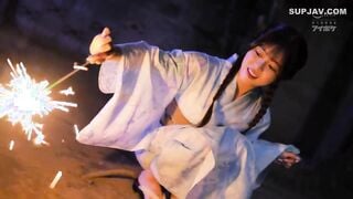 【モザイク破壊】IPZZ-795 妻を亡くして4ヶ月… 昔世話したガキ二人が大層美人になって訪問 喪失感が残る俺を励ます為に汗だくで何度でも何発でも抜いてくれた 佐々木さ
