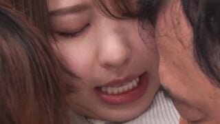 DRPT-113 満員電車で吊り革にぶら下げられ両乳首同時開発のすえ無念の発情してしまった巨乳美女5 宍戸里帆