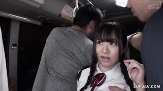 【モザイク破壊】DANDY-678 「通学バスで尻を鷲掴みされても気持ち良すぎて抵抗出来ない巨尻女子○生はじっくり揉まれてから10分後にマン汁を垂れ流す」VOL.1