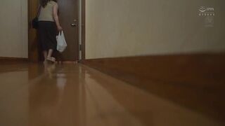 JUR-715C 性欲発散できれば何でもいいんでしょ？彼女の母に性癖破壊されて沼っていく俺
