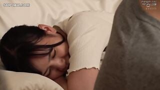 【モザイク破壊】DOCP-292 彼女の巨乳姉がノーブラぽろり！！しかも彼女がいる前で僕を乳首誘惑！？興奮して勃起したビンビン美乳首をこねくり回すと…