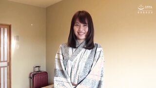 C-2396 知りあいの人妻を連れて温泉旅行へ009