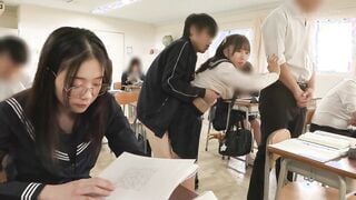 SDDE-766 （10分だけ）時間を止められる男は実在した！～お前らの青春、真っ白に染めてやる。ムカつくJ〇に無責任中出し編～