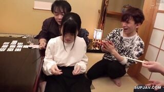 【モザイク破壊】MKON-052 絶対にヤラせてくれない超真面目な彼女が修学旅行で同じ旅館に泊まってたウェーイwww系ヤリサー集団の餌食になった 白城リサ
