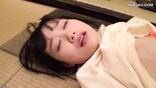 【モザイク破壊】MKON-052 絶対にヤラせてくれない超真面目な彼女が修学旅行で同じ旅館に泊まってたウェーイwww系ヤリサー集団の餌食になった 白城リサ
