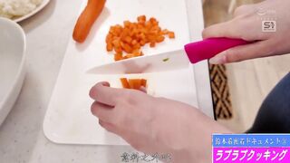 SNOS-124C あの話題の超庶民お姉ちゃん、一歩イイオンナ感。人生初めて尽くし性交で絶頂イキまくり初体験3本番 鈴木希