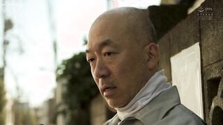ATID-567C-U 近所に引っ越してきた美人で物静かな人妻が行きつけの風俗で新人ソープ嬢として働いていた。 三宮つばき
