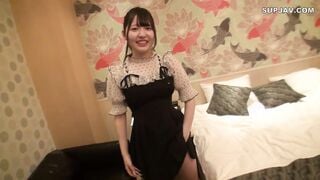 FC2-PPV-4915930 30日迄1990pt\!!※早期特典 //. 初体験はバスケ部の先輩でした。流れで勝手に㋙作り。 「必殺一本流奥義・シソン注入！！」妊娠し