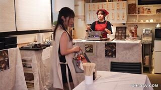 【モザイク破壊】MFYD-122 八坂凪レズ解禁 東京2丁目深夜食堂 夜勤中に出会ったレズビアンに堕ちていくー。