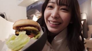 PYU-468 すぐに勃起しちゃう元気チ●ポを食べちゃうスケベおねえさん