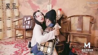 麻豆传媒MAD008 西域舞女异域风情 莫潇潇