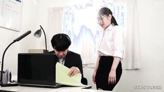【モザイク破壊】AGAV-168 眼鏡顔射物語 定時を過ぎたら高飛車女上司と2人きりのサービス残業 汐梨