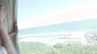 FC2-PPV-4916111 ①海でナンパした「清楚系」色白スレンダー女子大生（２０）の水着を脱がせたら陰毛わさわさの超卑猥なおまんこでした⇒中出し2回