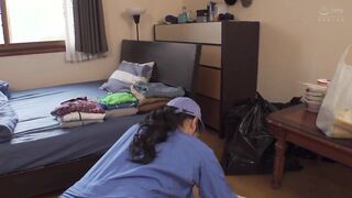 DVRT-06701 Isang babaeng naglilinis ng bahay na may mabilog na malalaking suso ang tumulong sa akin sa bulalas bilang karagdagang serbisyo. Handjob at Sex Noa Hazuki