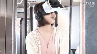 [Mosaic Destruction] HAR-064 VR Bus Molester - Awek cantik menyamar sebagai pemantau bas maya dan menaiki bas yang penuh dengan pencabul -