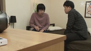 VOSS-196 「もうイッてるから止めてええ！」息子の友達のセックス覚えたてピストンでめちゃくちゃに突きまくられて何度もイッてしまう母2