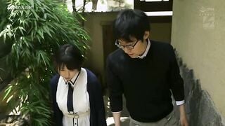 URE-051C 爆乳NTR的俊英！！原作:篠塚裕志 我從未見過的女友 松本菜奈實