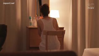 IPX-418C 夜宿美女同事的家裡 被沒穿胸罩的她晚上勾引到瘋狂內射做愛 岬奈奈美