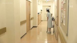 SSNI-484C 203號房的護士鈴響起時、在深夜院內不能出聲… 奥田咲
