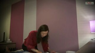 404DHT-0107 この日初仕事の新人マッサージ師を言いくるめて生ハメ！ しずか48歳