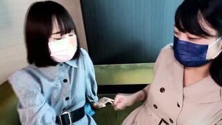 FC2-PPV 2185265 【無修正】３Pで滅茶苦茶にハメ倒したい…その前に 。仲良し以上、レズビアン未満　正真正銘のお友達 まり＆りえ 【３Pへのプロローグ】