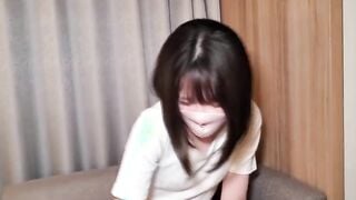 FC2-PPV 2225938 【無修正】美容クリニックの受付嬢を庭園で野外猥褻・・・密室に連れ込み美肌に包まれた上品な身体に中出し！！