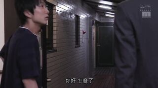 MIAA-369 穿著誘人的透視丁字褲在公寓內走動 午後的巨臀人妻 篠田優