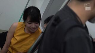 【モザイク破壊】PFES-001 深夜2人きりの終電車両 ほろ酔いOLにパンチラ盗撮がバレていた！しかし見せつけ誘惑してくるので勃起チ○ポ出してみたらハメれた