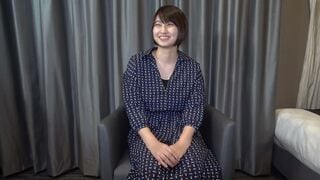 FC2-PPV-1555694 【初回限定1980】九州のレズ学生ちゃん❤️３年振りの男性に大緊張❤️健康的な女子の未開発な膣に肉棒の快感を性教育❤️人生初の中イキ❤️同