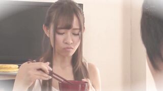 ROYD-044 お礼に私で発射して！突然僕の家に強引に上り込むワケ有りで生意気えっちな家出制服美少女 蓮見天