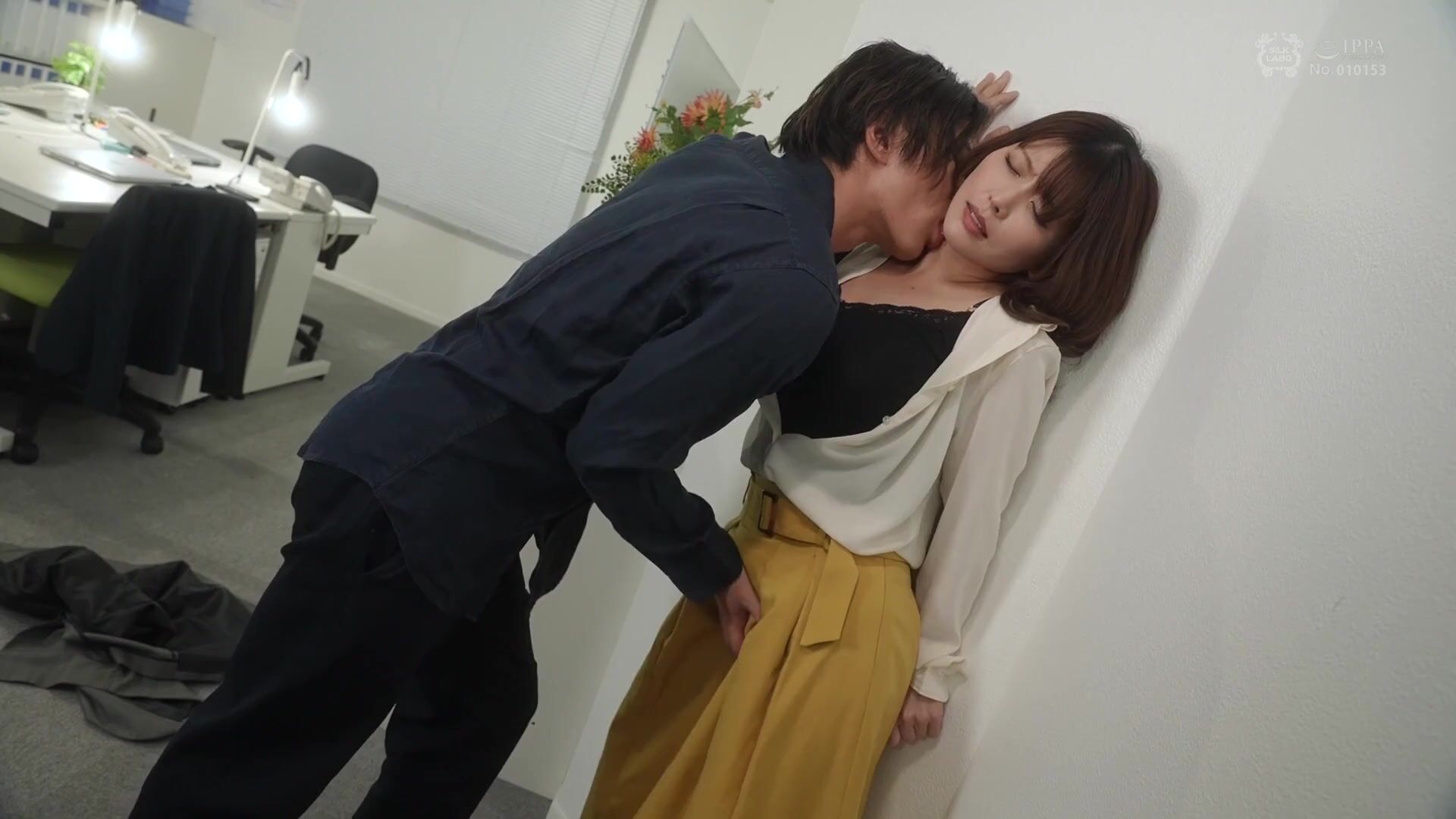 SILKU-102 此処で満たして。