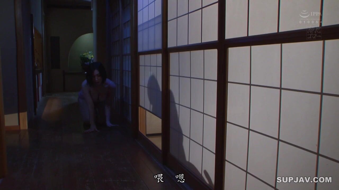 モザイク破壊】MEYD-485 未だに現役で母さんを抱きまくる僕の絶倫オヤジに嫁が欲情して危険日狙って中出し逆夜這い 佐山愛